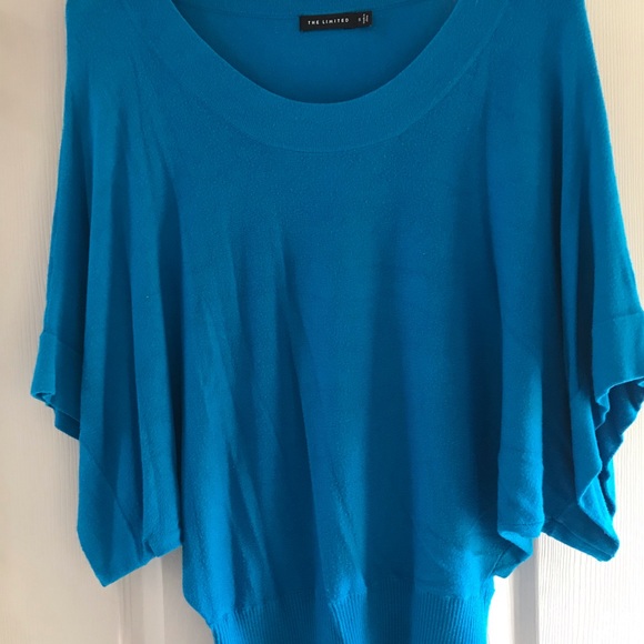 Limited sweater. Size small. - Picture 2 of 3